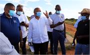 Minister Senzo Mchunu and Deputy Minister David Mahlobo on a site inspection in Vaalharts Water Scheme canal 07